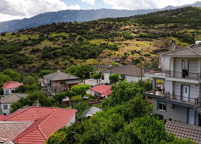 Lago Village House